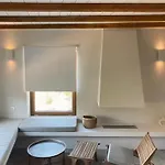 Theros House Tatil Evi
