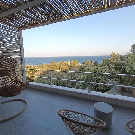 Theros House * Lichnaftia