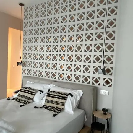 Theros House Holiday home *