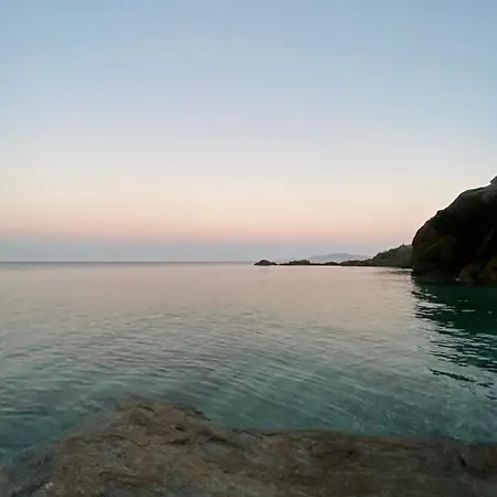 Holiday home Theros House Lichnaftia