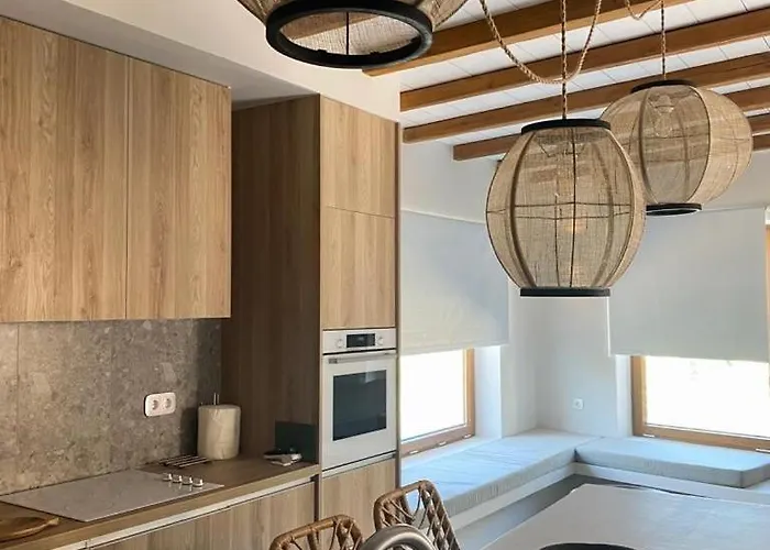 Theros House Feriehus